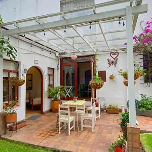  Albergue Sakti Equador